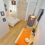 Guverna New Апартаменты *
