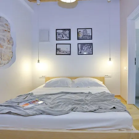 Guverna New Ζαντάρ