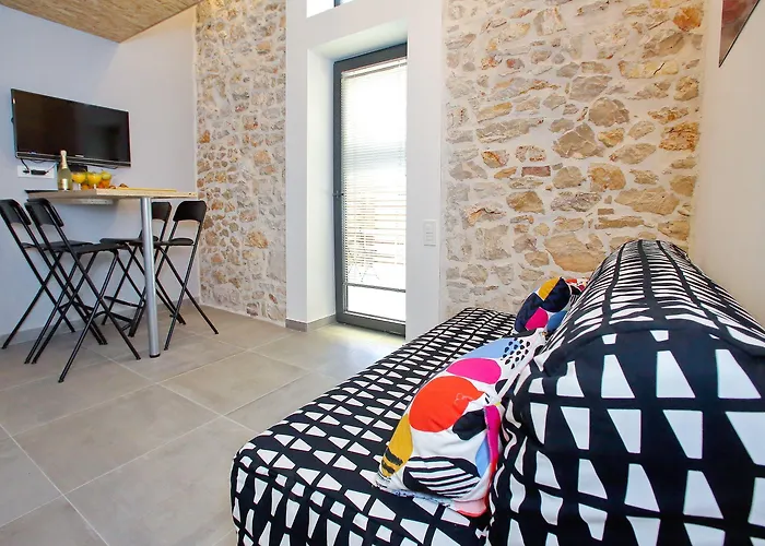 Apartment Guverna New Zadar