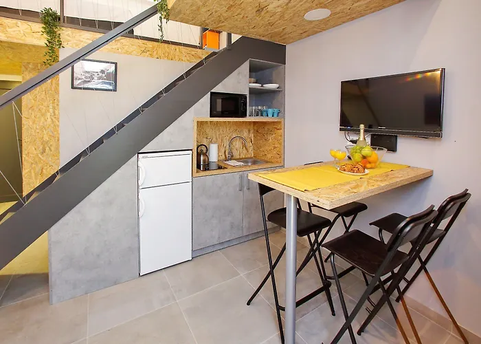 Guverna New Apartment Zadar