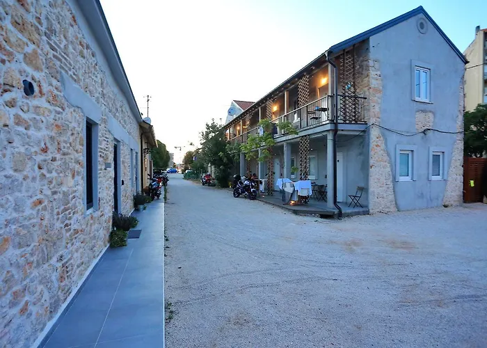 Guverna New Apartmán *