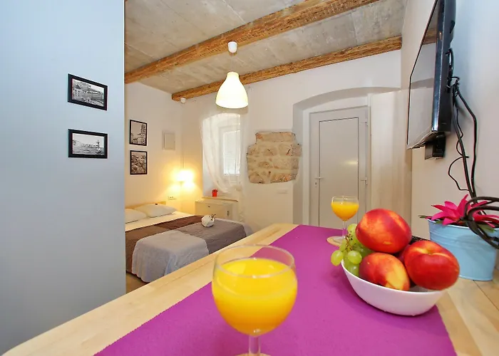 Guverna New Apartment Zadar