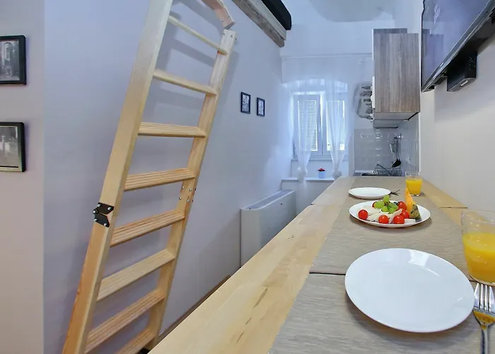 Apartment Guverna New Zadar