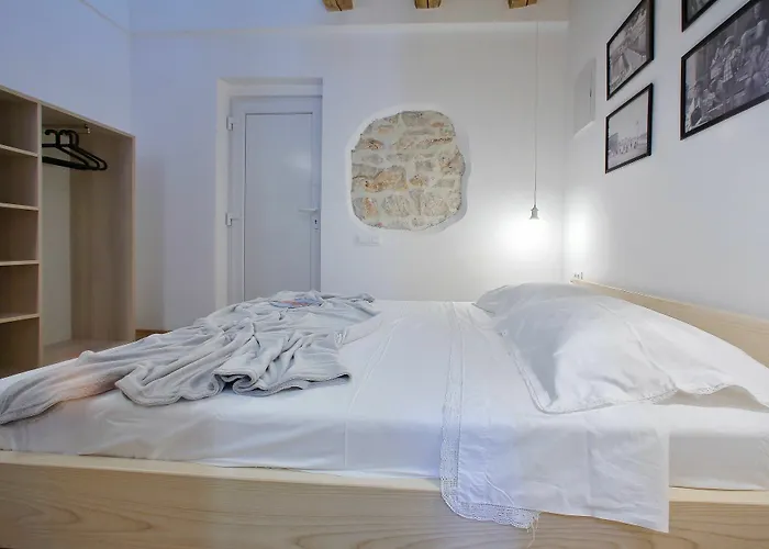 Guverna New Apartment