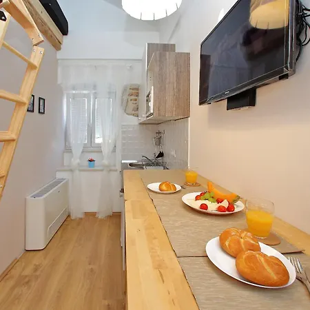 Guverna New Apartmán