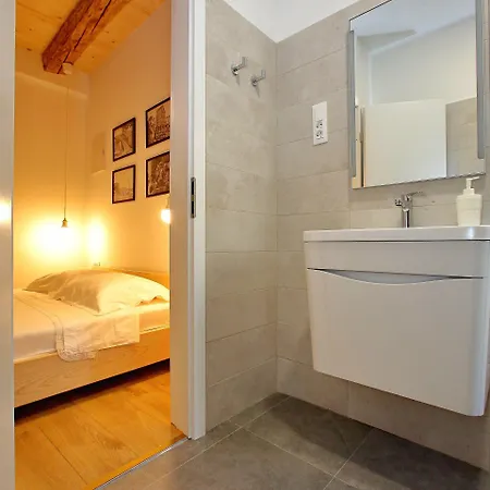 Appartement Guverna New *