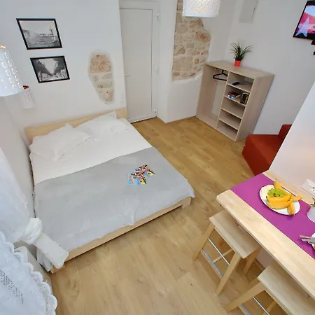 Guverna New Appartement *