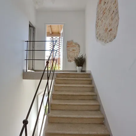 Guverna New Apartman