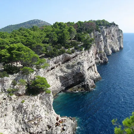 Guverna New Appartement *