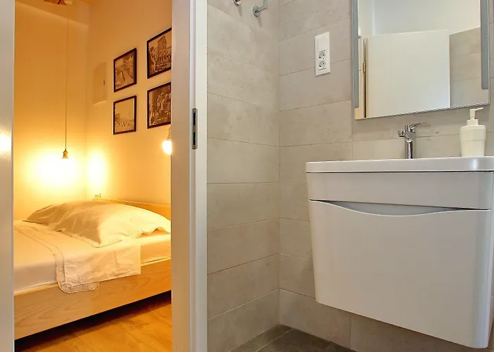 公寓 卜维娜新城公寓 *