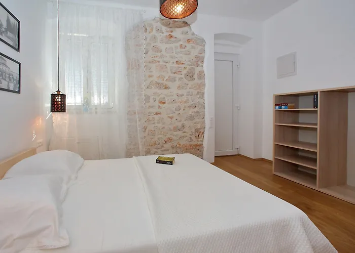 卜维娜新城公寓 扎达尔