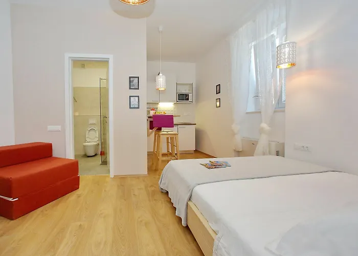 卜维娜新城公寓